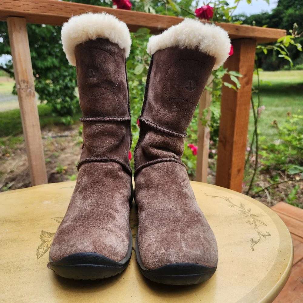 Merrell sz brown